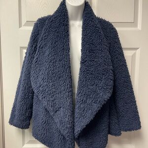 NWT Women's Sz Medium - LOUISE PARIS Open Jacket Soft Faux Fur Navy Blue